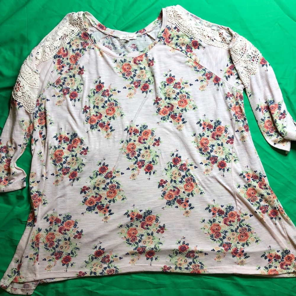 Cold Shoulder Flower top